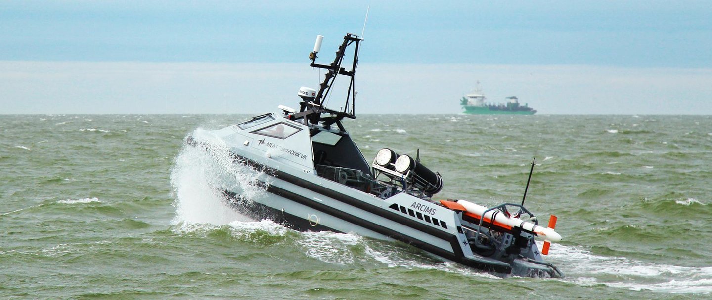 Atlas Eletronik ARCIMS vehicle Royal Navy unmanned minehunting